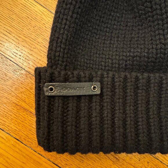 Coach Merino Wool Beanie with SHEARLING Pom - Never Worn! main image 4